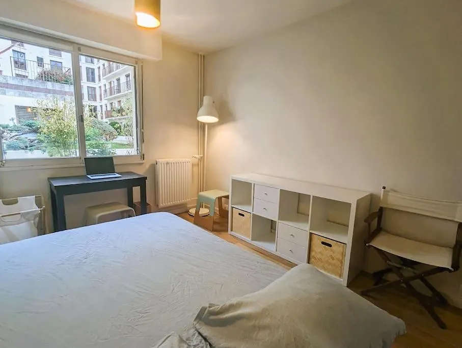 Quiet Studio On Garden - St Ambroise Paris France