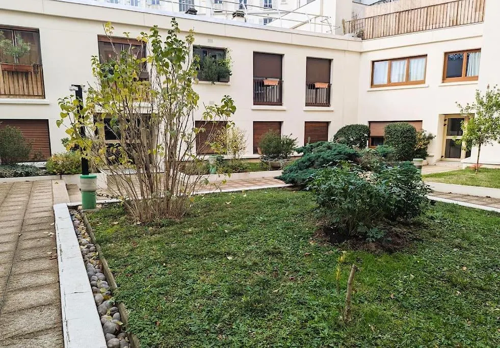Apartment Quiet Studio On Garden - St Ambroise Paris